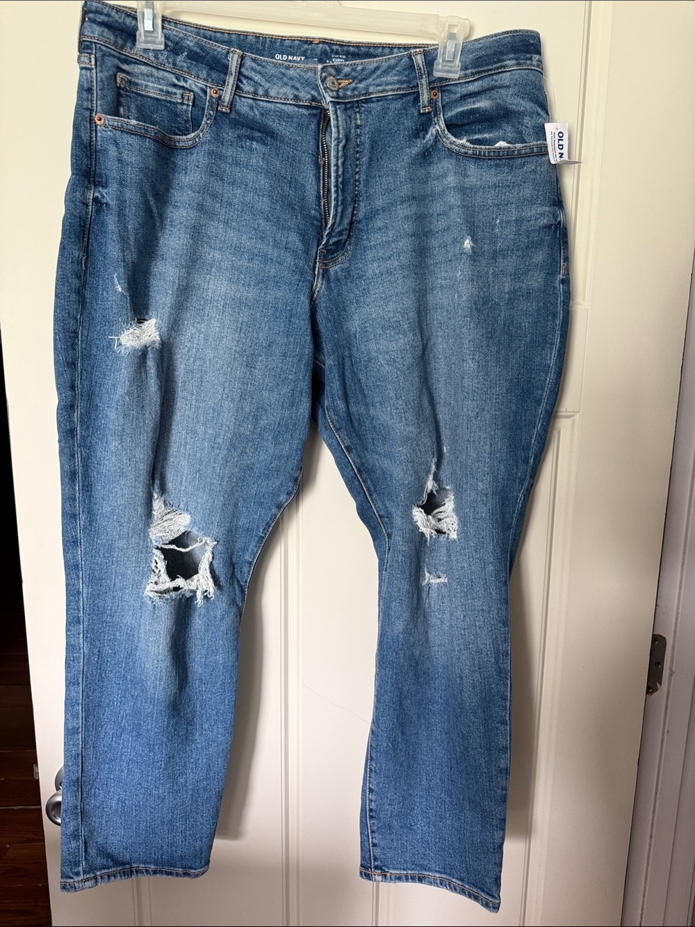 Old Navy Women's Light Blue Distressed Boyfriend Jeans